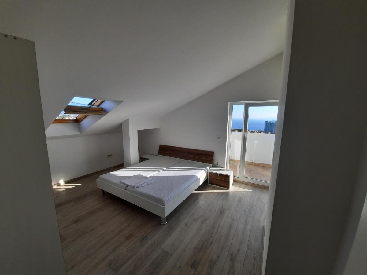 Sea View Later Apartment Рієка Екстер'єр фото